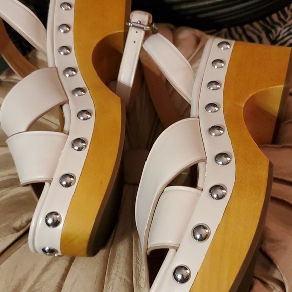 COACH wooden bottom wedges - Picture 4 of 4